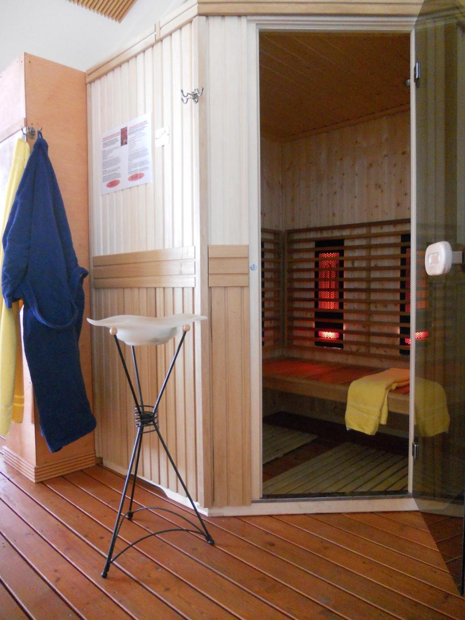 Hotel Kalevala Kuhmo Esterno foto