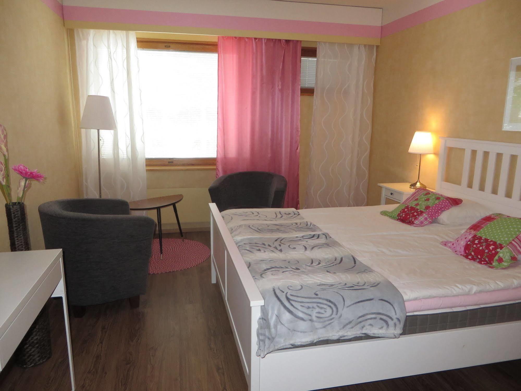 Hotel Kalevala Kuhmo Esterno foto