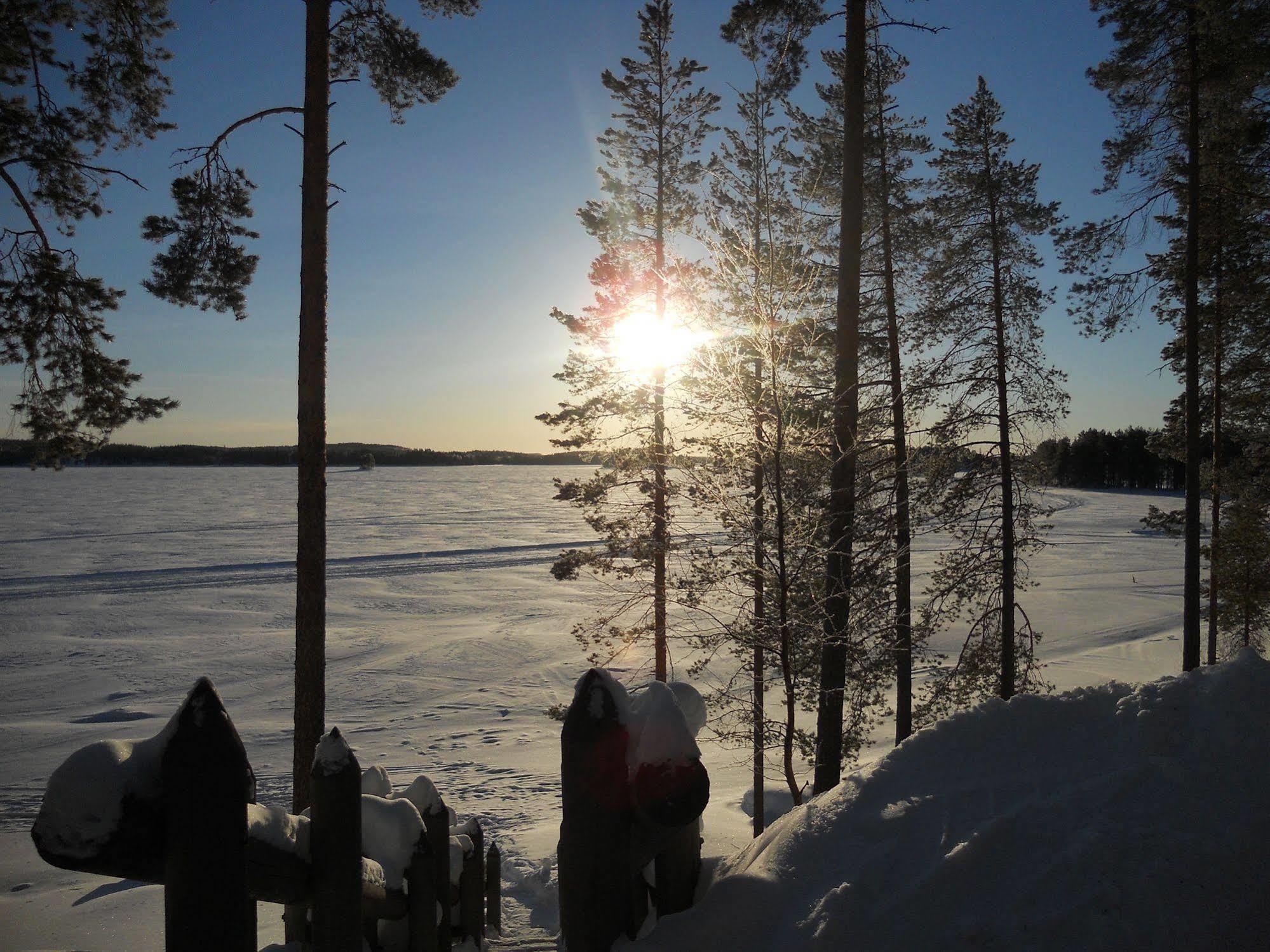 Hotel Kalevala Kuhmo Esterno foto